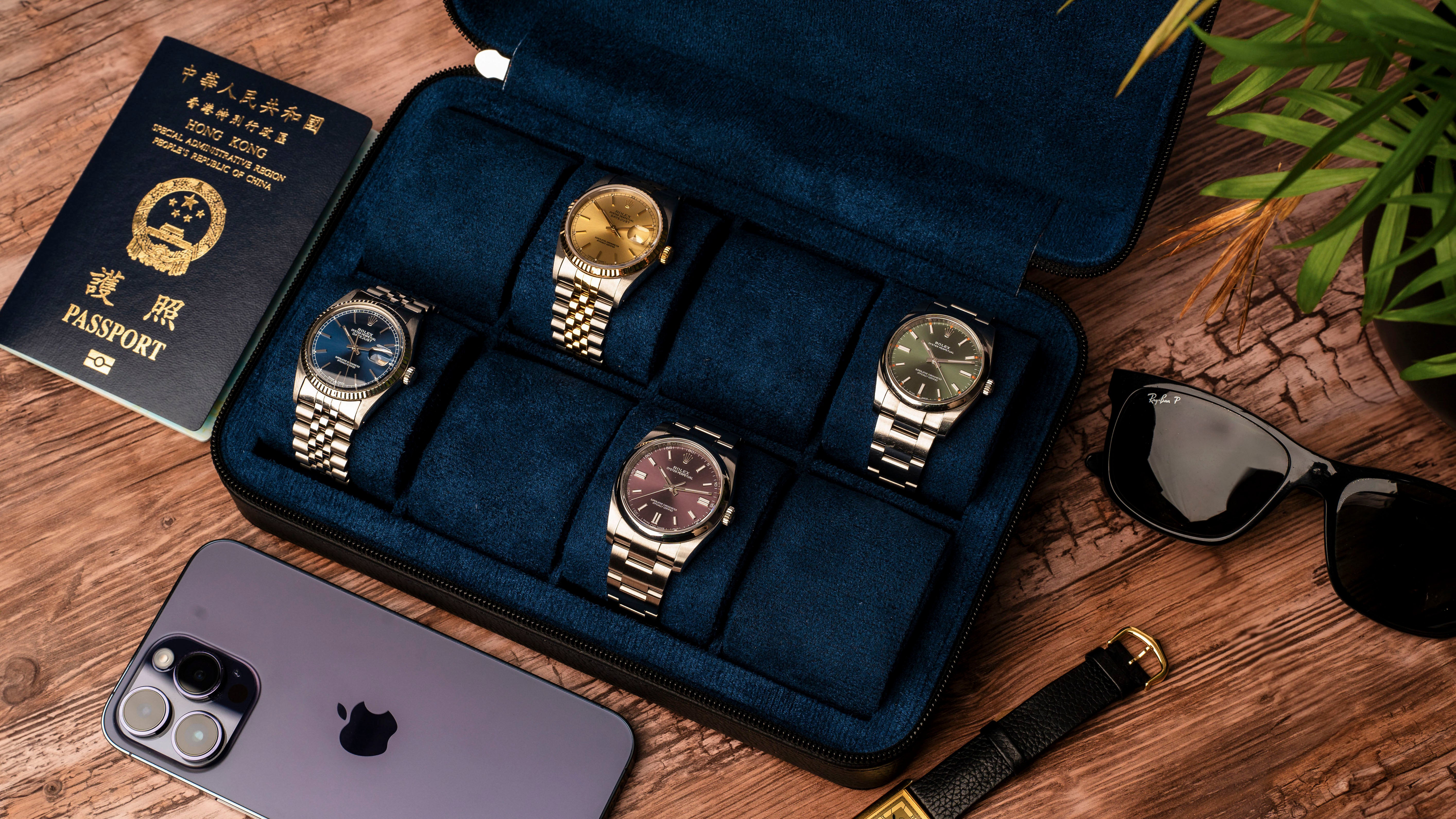 Obsidian Black & Navy Blue Watch Box - 8 Watches